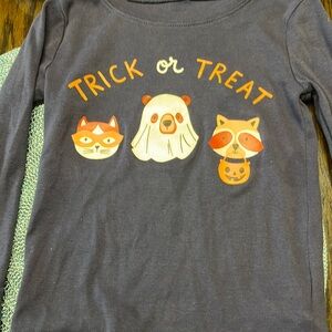 Old Navy tick or treat child’s 3T Halloween t shirt long sleeved.